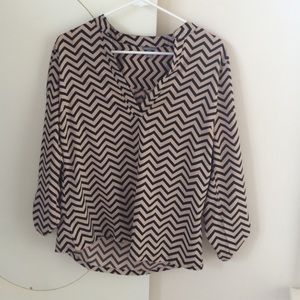 Chevron top