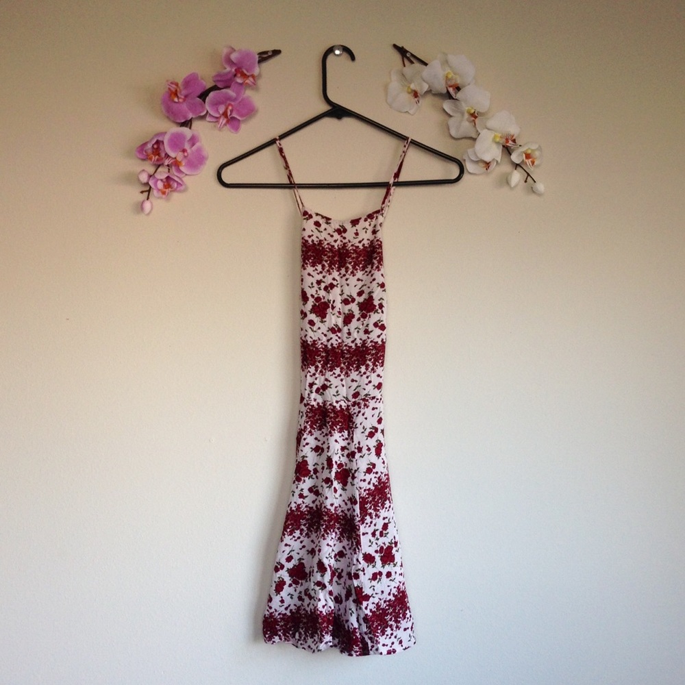 🌈RARE Kirsten Red Rose Dress