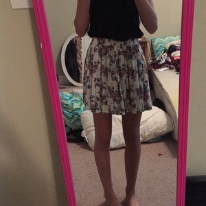Brandy Melville Skirt