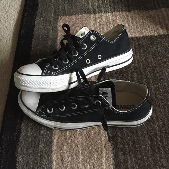 Re-poshing Converse Chucks