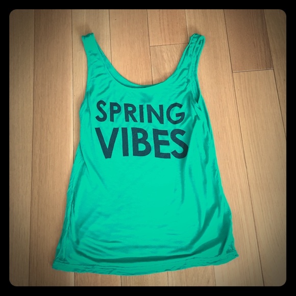 Divided Tops - Cute tank!