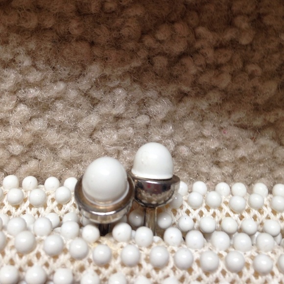 Vintage beaded purse. Kiss closure - Picture 2 of 3