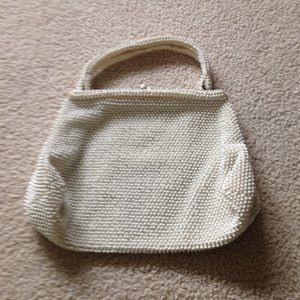 Vintage beaded purse. Kiss closure