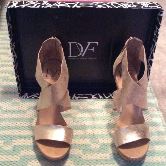 Diane Von Furstenberg Opal Wedges