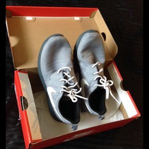 Bluish gray & white Nike Roshe Run 6.5Y/8Womens