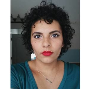 Meet your Posher, Destinee