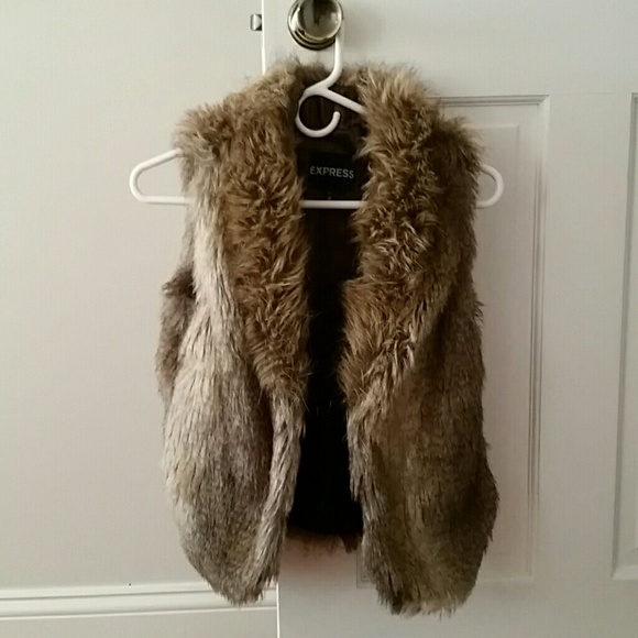 Express faux fur vest