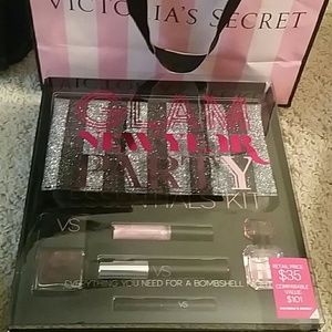 VS NEW YEARS GLAM PARTY KIT