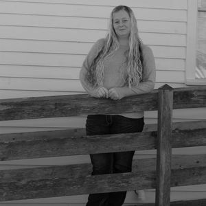 Meet your Posher, April