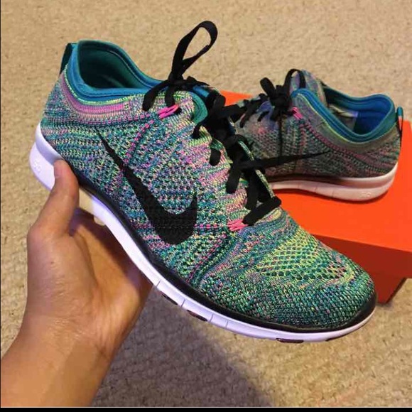 SOLD!!!Brand new Nike Free Flyknit Tr5 - Picture 2 of 4