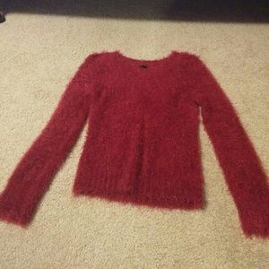 Maroon sweater