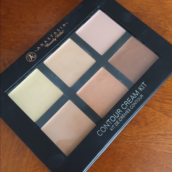 Anastasia Beverly Hills Cream Contour Palette