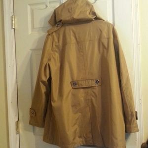 Jacket with hood the hood button or off