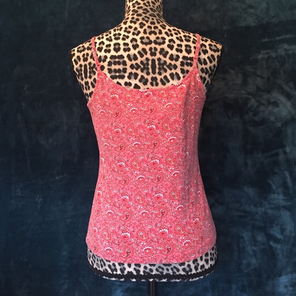 Old Navy Tank( Bundle buy3 get %10 off) - Picture 2 of 4