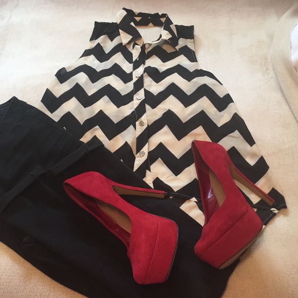 Black/tan blouse- Small