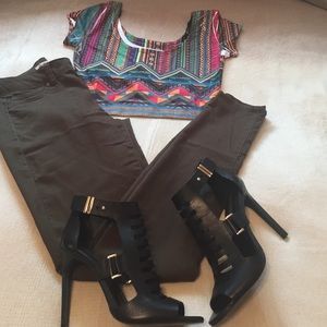 Tribal Print Crop Top - small