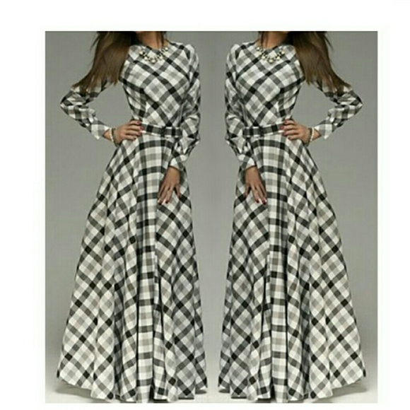 Rose Dresses & Skirts - Plaid maxi dress