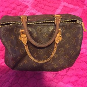 Louis Vuitton Speedy 30