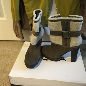 Aqua Taupe Multi Suede Boots
