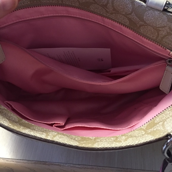 Coach purse pink and white striped - Picture 3 of 4