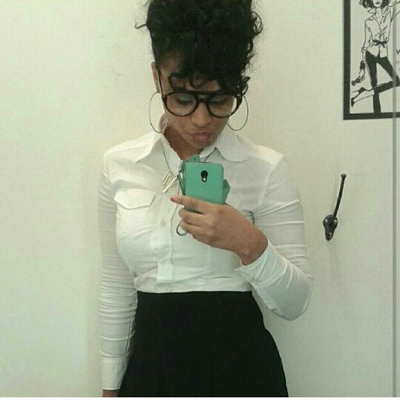 Meet your Posher, Taylor - Picture 1 of 1