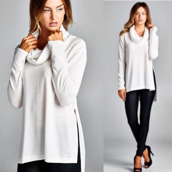 Tops - 🇺🇸Ivory Cowl Neck Top