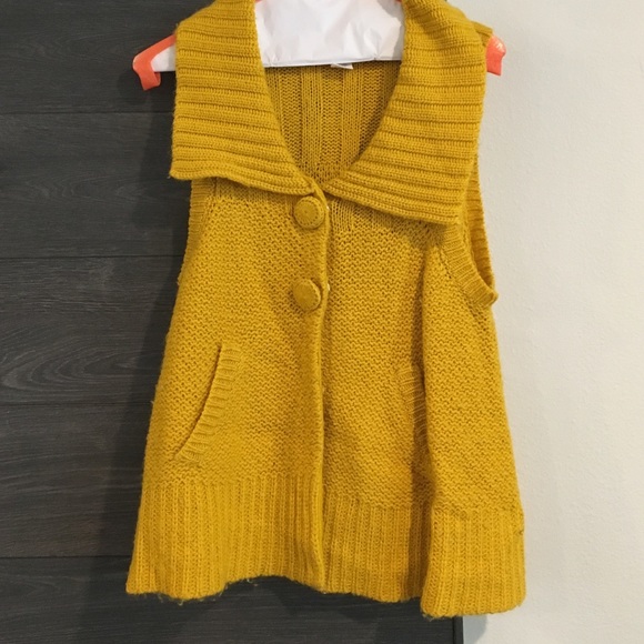 Yellow knit sweater vest. Urban outfitters