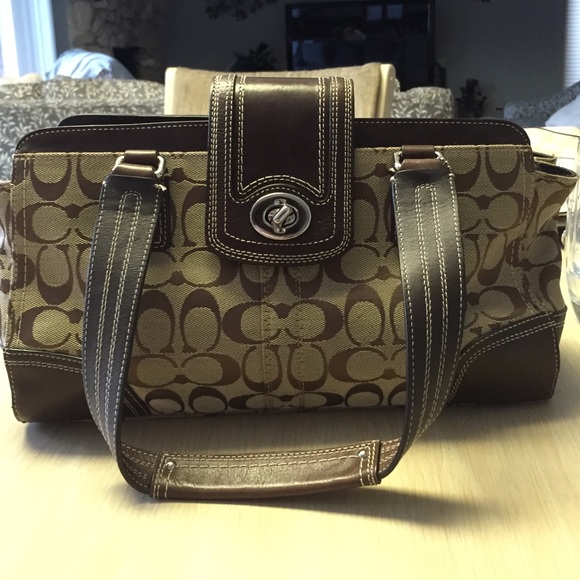 Coach purse, authentic brown - Picture 1 of 4