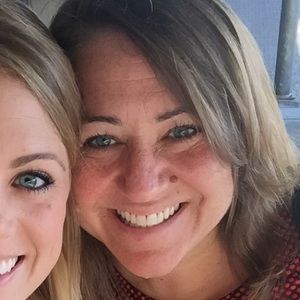 Meet your Posher, Deborah