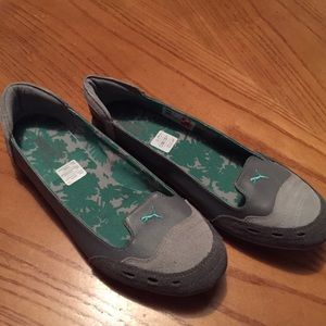 Puma grey and turquoise ballet flats sz 10 EUC