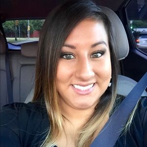 Meet your Posher, Amanda