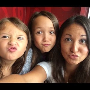 Meet your Posher, Kim