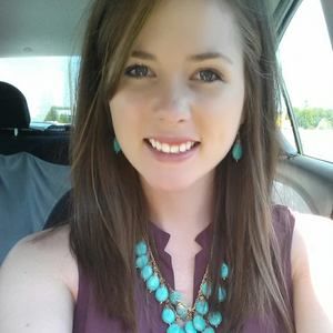 Meet your Posher, Hayley
