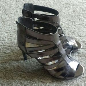 🎉HP🎉 Jessica Simpson Gladiator heels