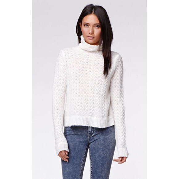 Kendall & Kylie X PacSun Cropped Pullover Sweater