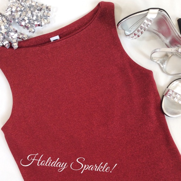 ❗️SALE❗️Sparkling Red Holiday Top