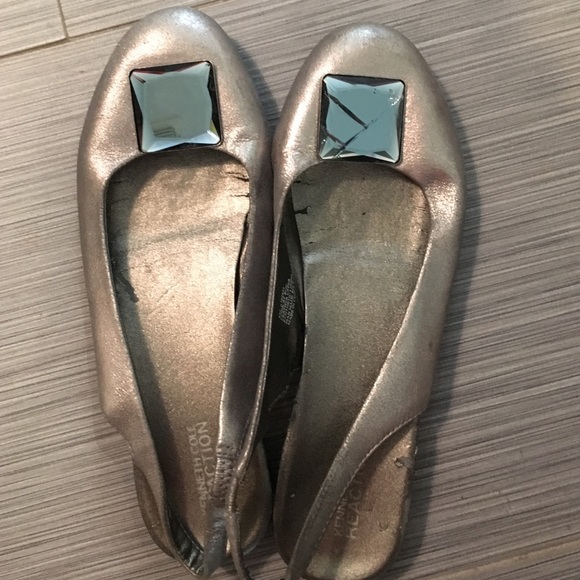 Kenneth Cole shoes. Silver