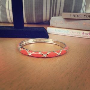 💗BOGO💗Simple yet elegant bangle