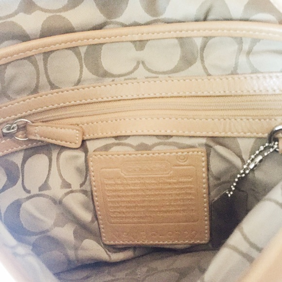 🔥Flash Sale🔥Tan Coach Leather Bag - Picture 3 of 4