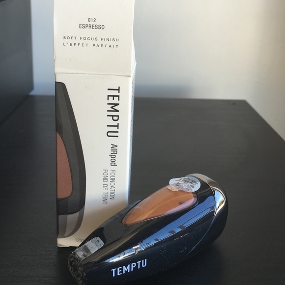 Temptu Airpod Foundation - 012 Espresso