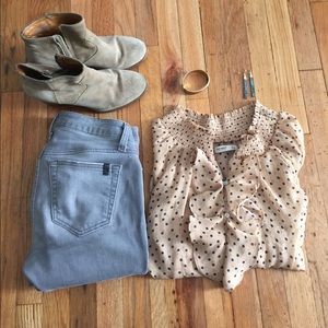 Ruffle front 3/4 sleeve blouse