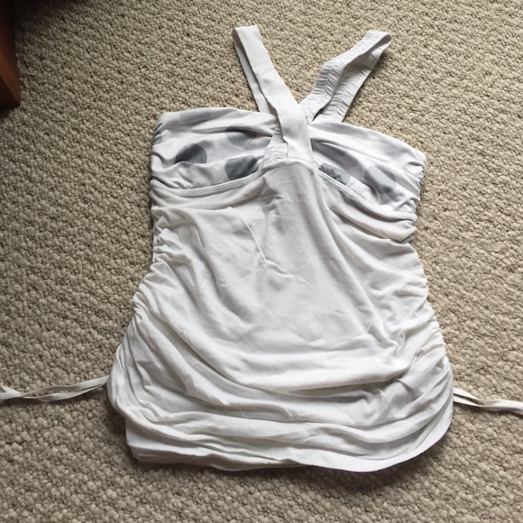 Lululemon sports top with cross straps