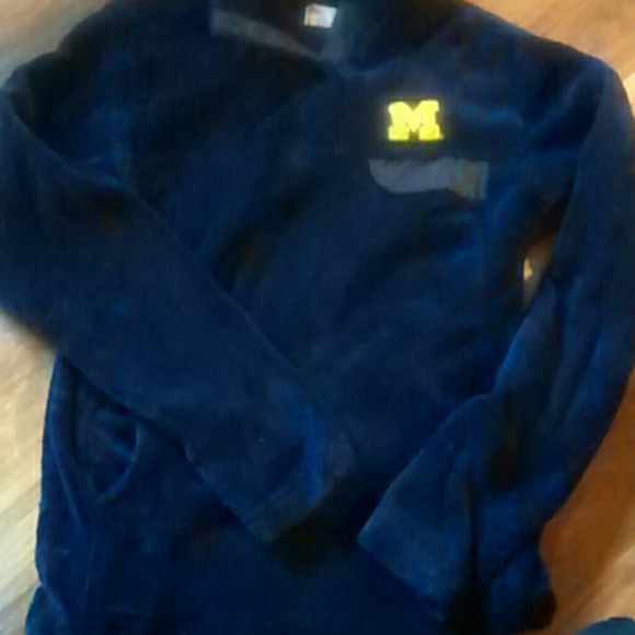 Michigan soft and fuzzy pullover