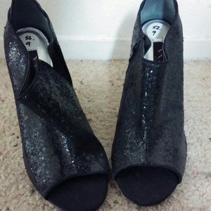 Sequin shoes