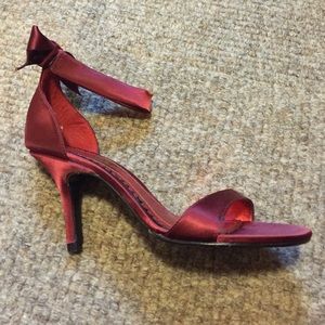 Burgundy 2" unlisted by Kenneth Cole heels