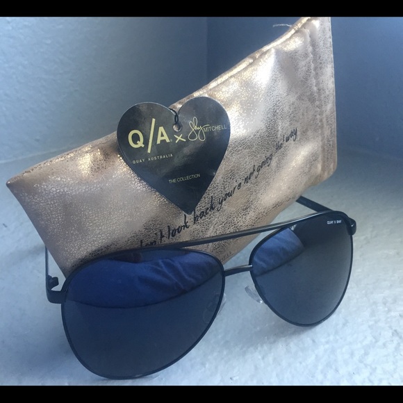 Quay Australia x Shay Mitchell Vivienne Sunglasses - Picture 1 of 4