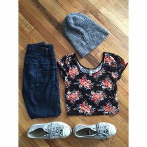 Cropped Floral Top 🌸💐