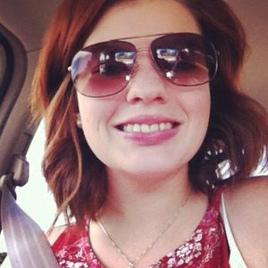 Meet your Posher, Julia