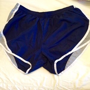 Sports shorts-hardly worn
