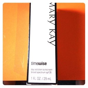 MARY KAY TIMEWISE DAY SOLUTION SUNSCREEN